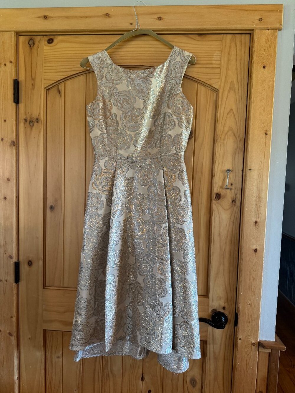 Katherine Kelly Champagne Rose Jacquard Fit and Flare Dress Size 6
